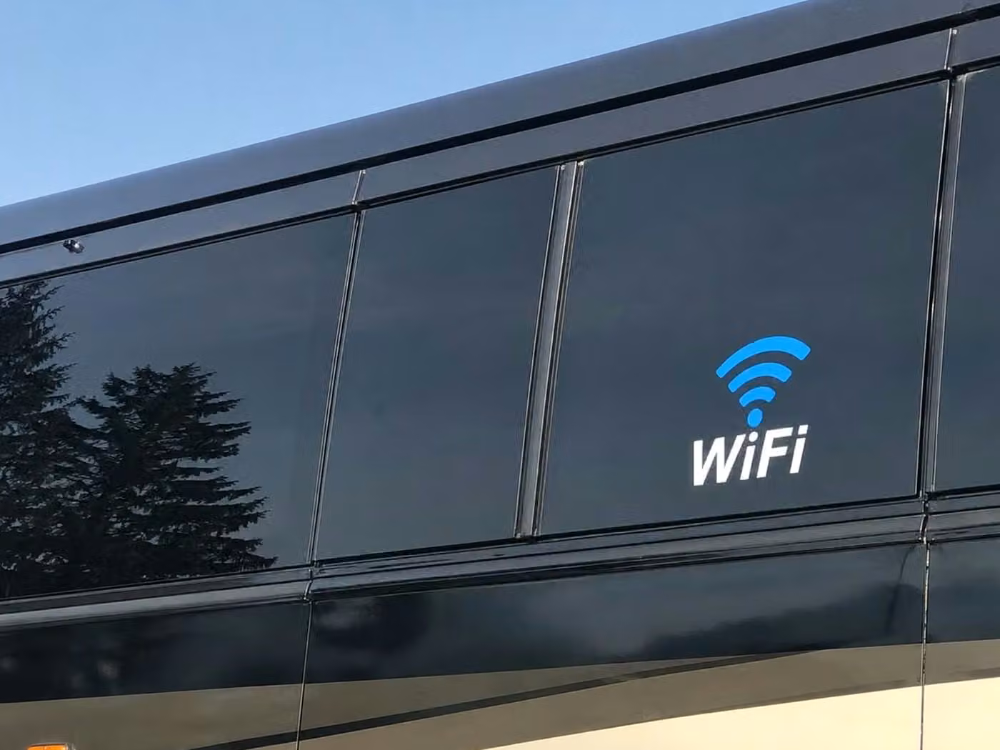 enterprise 18 passenger minibus wifi