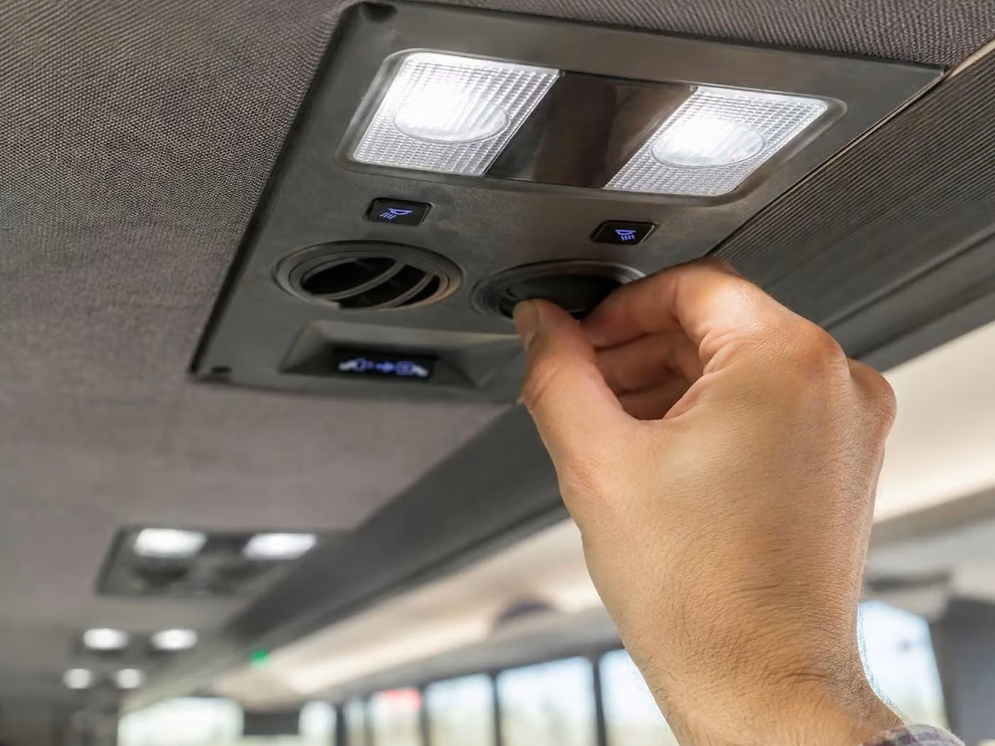 enterprise 20 passenger minibus air conditioning