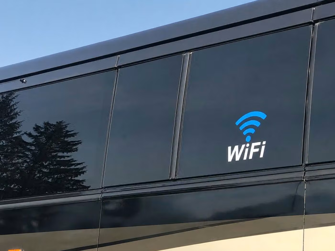 enterprise 25 passenger minibus wifi