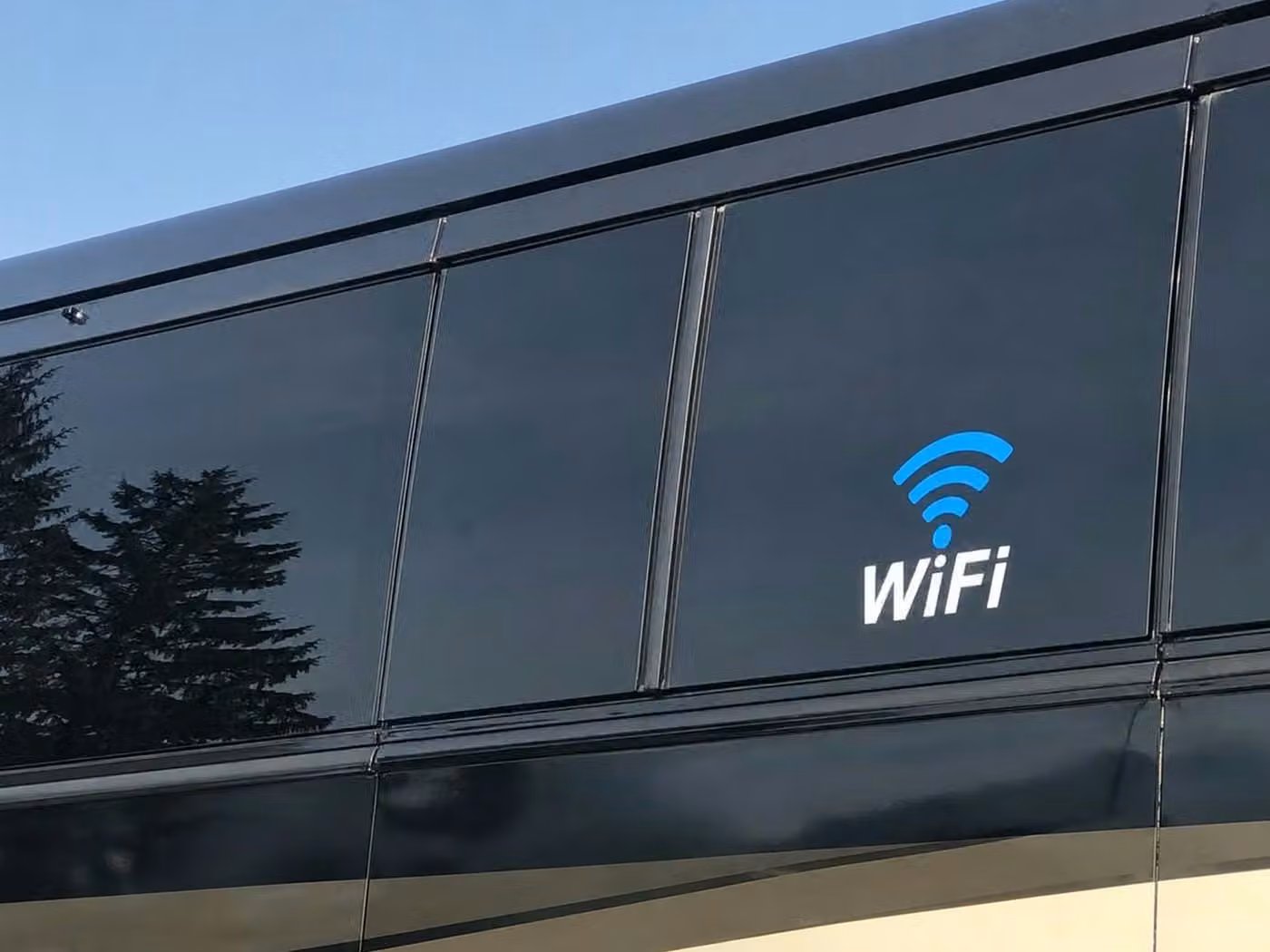 enterprise 30 passenger minibus wifi