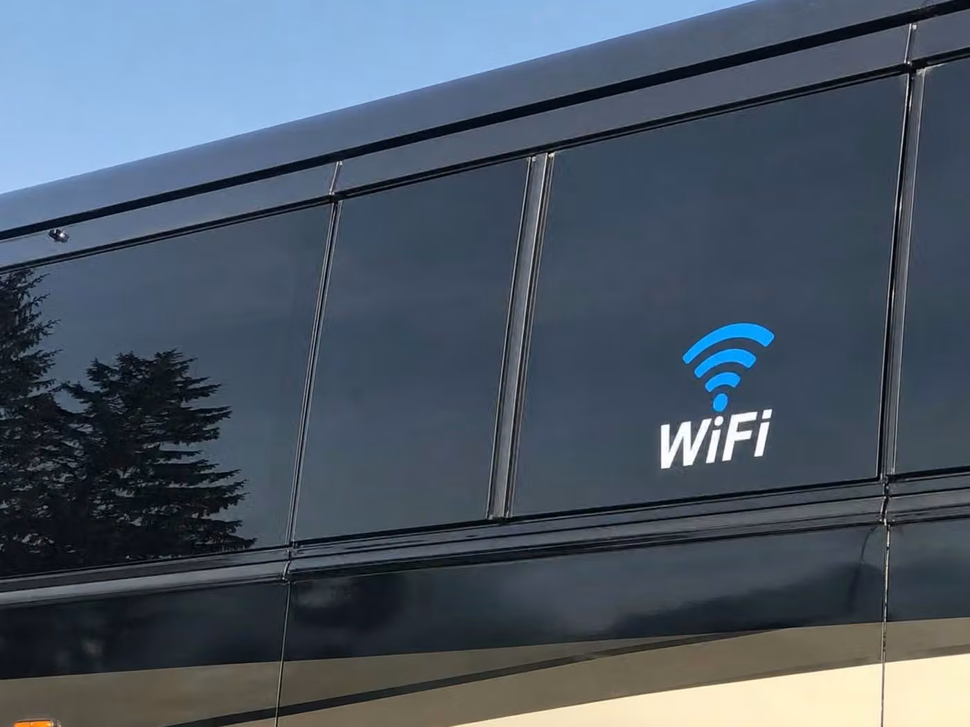 enterprise 56 passenger charter bus wifi