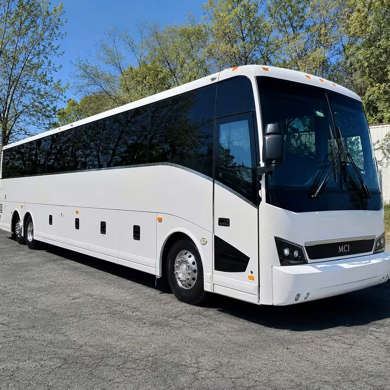 enterprise private bus rentals for client dinners happy hours and networking events
